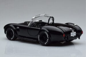Shelby Cobra 427 S/C Preto Kyosho 1:18 08048BK Metal - imagem 6 de 9