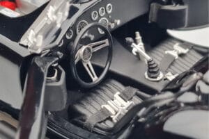 Shelby Cobra 427 S/C Preto Kyosho 1:18 08048BK Metal - imagem 7 de 9