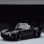 Shelby Cobra 427 S/C Preto Kyosho 1:18 - image 9 of 9