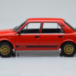 Skoda 130 LR Vermelho IXO 1:18 - image 3 of 6