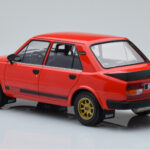 Skoda 130 LR Vermelho IXO 1:18 - image 5 of 6