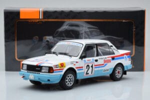 Skoda 130 LR #21 L. Krecek / B. Motl Rally Acropolis 1986 IXO 1:18 18RMC157A Metal - imagem 6 de 6