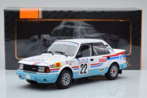 Skoda 130 LR #22 S. Kvaizar / J. Janecek Rally Acropolis 1986 IXO 1:18 18RMC157B Metal - imagem 6 de 6