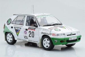 Skoda Felicia #20 S. Blomqvist / B. Cederberg Rally RAC Lombard 1995 IXO 1:18 18RMC147 Metal - imagem 4 de 6
