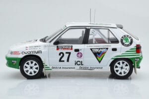 Skoda Felicia #27 P. Sibera / P. Gross Rally RAC Lombard 1995 IXO 1:18 18RMC148 Metal - imagem 3 de 6
