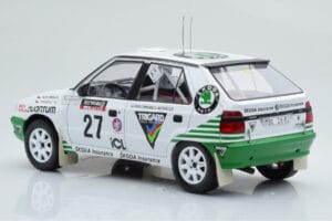 Skoda Felicia #27 P. Sibera / P. Gross Rally RAC Lombard 1995 IXO 1:18 18RMC148 Metal - imagem 5 de 6
