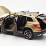 Skoda Kodiaq Dourado FAW 1:18 ZSX000001GOL - image 5 of 8