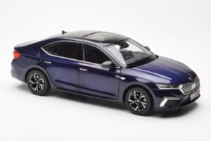 Skoda Octavia Pro Azul FAW 1:18 ZMR000006BLA Metal - imagem 6 de 8