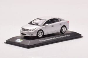 Toyota Avensis T270 Prateado Minichamps 1:43 403166903 Metal - imagem 2 de 4