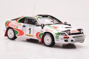 Toyota Celica Turbo 4WD ST185 #1 J. Kankkunen / J. Piironen Safari Rally 1993 IXO 1:18 18RMC150A Metal - imagem 4 de 6
