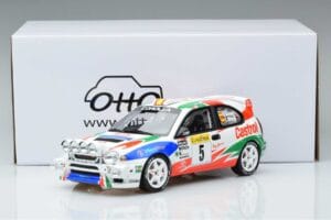 Toyota Corolla WRC #4 C. Sainz / L. Moya Rally Monte Carlo Winner 1998 Otto 1:18 OT395 Resina - imagem 6 de 6