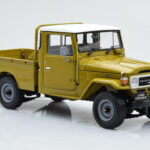 Toyota Land Cruiser 40 4x4 Pickup Azeitona Kyosho 1:18 - image 6 of 8