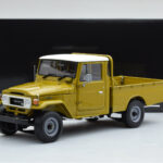 Toyota Land Cruiser 40 4x4 Pickup Azeitona Kyosho 1:18 - image 8 of 8