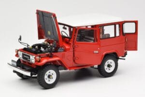 Toyota Land Cruiser FJ40 Van Vermelho Kyosho 1:18 08971R Metal - imagem 2 de 8