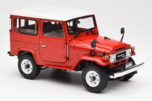Toyota Land Cruiser FJ40 Van Vermelho Kyosho 1:18 08971R Metal - imagem 6 de 8