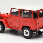 Toyota Land Cruiser FJ40 Van Vermelho Kyosho 1:18 08971R - image 7 of 8