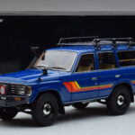 Toyota Land Cruiser 60 Azul Com Peças Opcionais Kyosho 1:18 - image 11 of 11