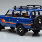 Toyota Land Cruiser 60 Azul Com Peças Opcionais Kyosho 1:18 - image 6 of 11