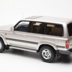 Toyota Land Cruiser HDJ80 Bege Metálico Otto 1:18 OT438 - image 5 of 6