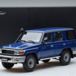 Toyota Land Cruiser J76 Azul Almost Real 1:18 - image 7 of 7