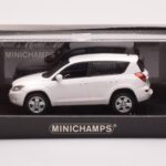 Toyota RAV4 XA30 Branco Minichamps 1:43 - image 4 of 4