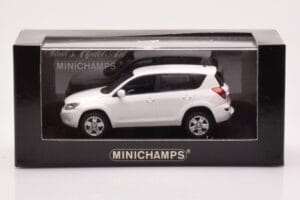 Toyota RAV4 XA30 Branco Minichamps 1:43 400166571 Metal - imagem 4 de 4