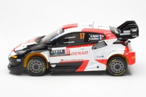 Toyota GR Yaris Rally1 #17 S. Ogier / V. Landais Safari Rally Kenya 2023 IXO 1:18 18RMC173A Metal - imagem 3 de 6