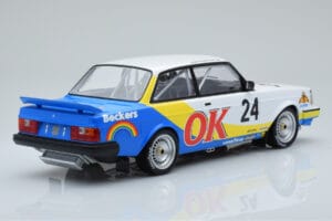 Volvo 240 Turbo Beckers #24 P.G. Andersson Nurburgring 1985 IXO 1:18 18RMC105A Metal - imagem 2 de 6