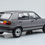 Volkswagen Golf GTI Mk2 Cinzento MCG 1:18 - image 2 of 6