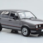 Volkswagen Golf GTI Mk2 Cinzento MCG 1:18 - image 4 of 6