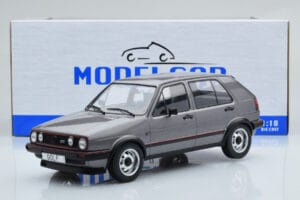 Volkswagen Golf GTI Mk2 Cinzento MCG 1:18 MCG18390 Metal - imagem 6 de 6