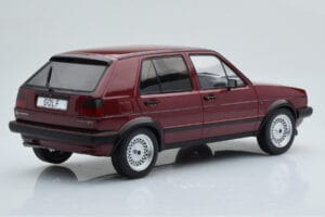 Volkswagen Golf GTI Mk2 Vermelho MCG 1:18 MCG18391 Metal - imagem 2 de 6