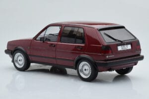Volkswagen Golf GTI Mk2 Vermelho MCG 1:18 MCG18391 Metal - imagem 5 de 6
