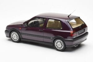 Volkswagen Golf Mk3 VR6 Syncro Violeta Escuro Pérola Otto 1:18 OT1052 Resina - imagem 5 de 6