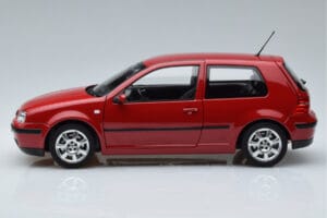Volkswagen Golf Mk4 Vermelho Norev 1:18 188573 Metal - imagem 4 de 7