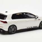 Volkswagen Golf GTI Mk8 Clubsport Branco Otto 1:18 - image 2 of 6