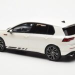 Volkswagen Golf GTI Mk8 Clubsport Branco Otto 1:18 - image 5 of 6