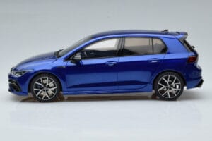 Volkswagen Golf Mk8 R Azul Otto 1:18 OT413 Resina - imagem 3 de 6