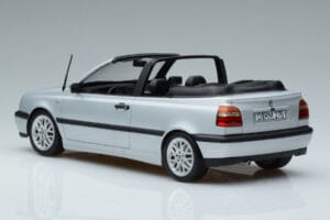 Volkswagen Golf Mk3 Cabriolet Prateado Norev 1:18 188468 Metal - imagem 5 de 6