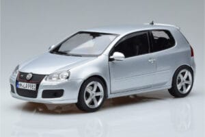 Volkswagen Golf GTI Mk5 Pirelli Edition Prateado Norev 1:18 188425 Metal