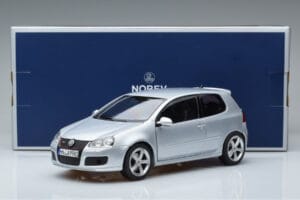 Volkswagen Golf GTI Mk5 Pirelli Edition Prateado Norev 1:18 188425 Metal - imagem 7 de 7