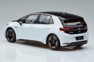 Volkswagen ID.3 Branco FAW 1:18 ZVN000001WEI Metal - imagem 6 de 7
