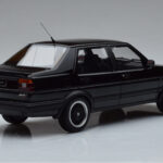 Volkswagen Jetta Mk2 Preto Otto 1:18 - image 2 of 6