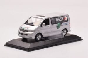 Volkswagen Multivan T5 Prateado Heli Coil Edition Minichamps 1:43 VOLKSWAGEN-264345 Metal - imagem 2 de 4