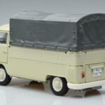 Volkswagen T1b Pickup Schuco 1:18 450037000 Metal - image 6 of 7