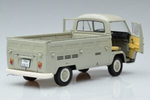 Volkswagen T2a Pickup Edição 50º Aniversário Schuco 1:18 450019800 Metal - imagem 2 de 7