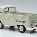 Volkswagen T2a Pickup Edição 50º Aniversário Schuco 1:18 450019800 Metal - image 6 of 7