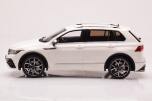 Volkswagen Tiguan R Branco Otto 1:18 OT1001 Resina - imagem 3 de 6
