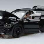 Volkswagen Touareg CR Preto FAW 1:18 LTC761021BLA Metal - image 2 of 7