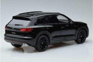 Volkswagen Touareg CR Preto FAW 1:18 LTC761021BLA Metal - imagem 3 de 7